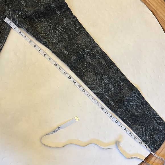 JOE’S JEANS Baroque Print The Skinny Stretch Patterned Jean- Size 26 - Picture 11 of 12